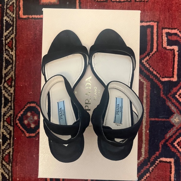 Prada strappy kitten heel - black suede - sz 5 - Picture 1 of 7